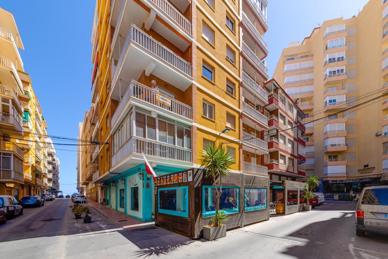 Bergantin Sea View Apartment Torrevieja Eksteriør billede